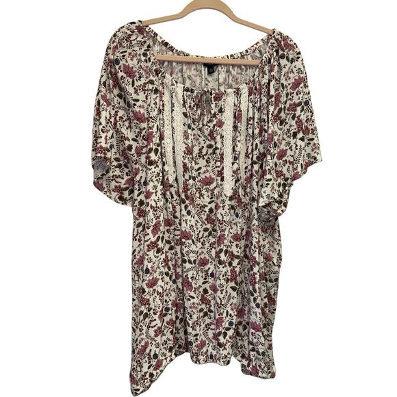 Torrid Floral Blouse Size 5 Plus Blouson Top Elastic Hem Boho Flowy Lace Detail - Picture 2 of 7
